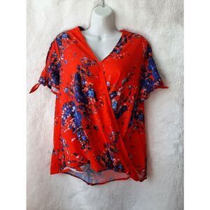 Southern smile red floral large nwt blouse